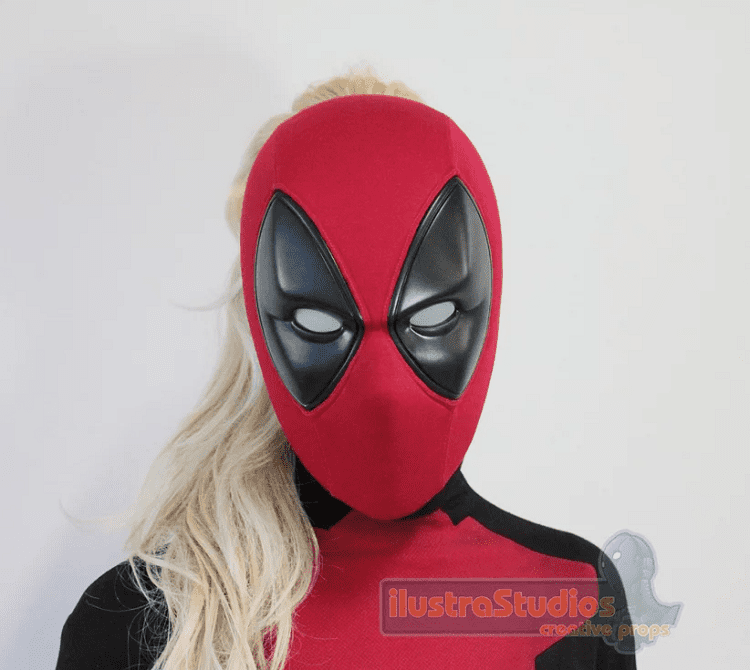 Ilustrastudios V2 Lady Deadpool Mask